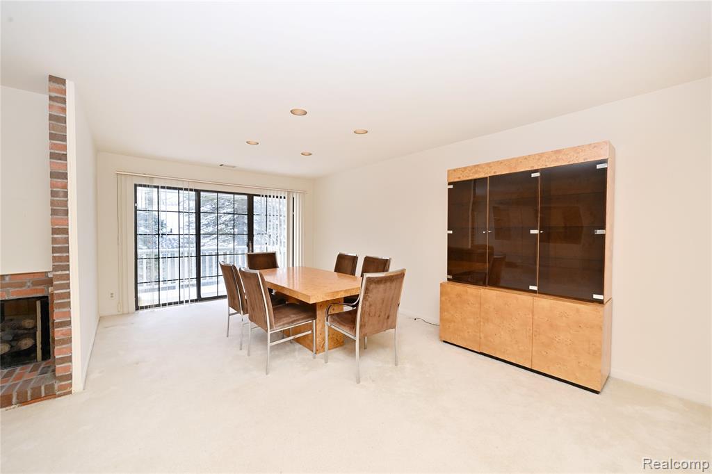 6011 Pebble Lane Court, West Bloomfield, MI — Photo 8