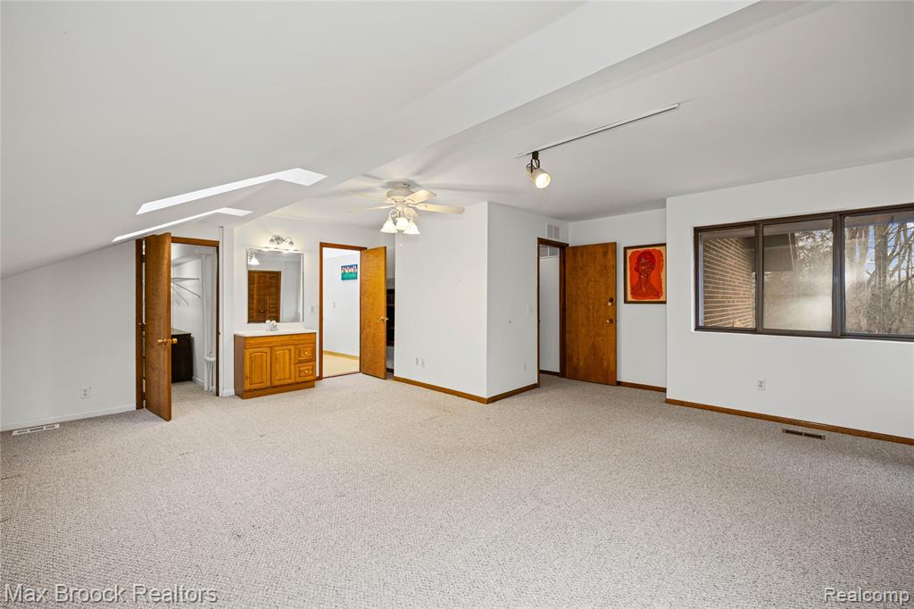32674 Bingham Lane, Bingham Farms, MI 48025 — Photo 40
