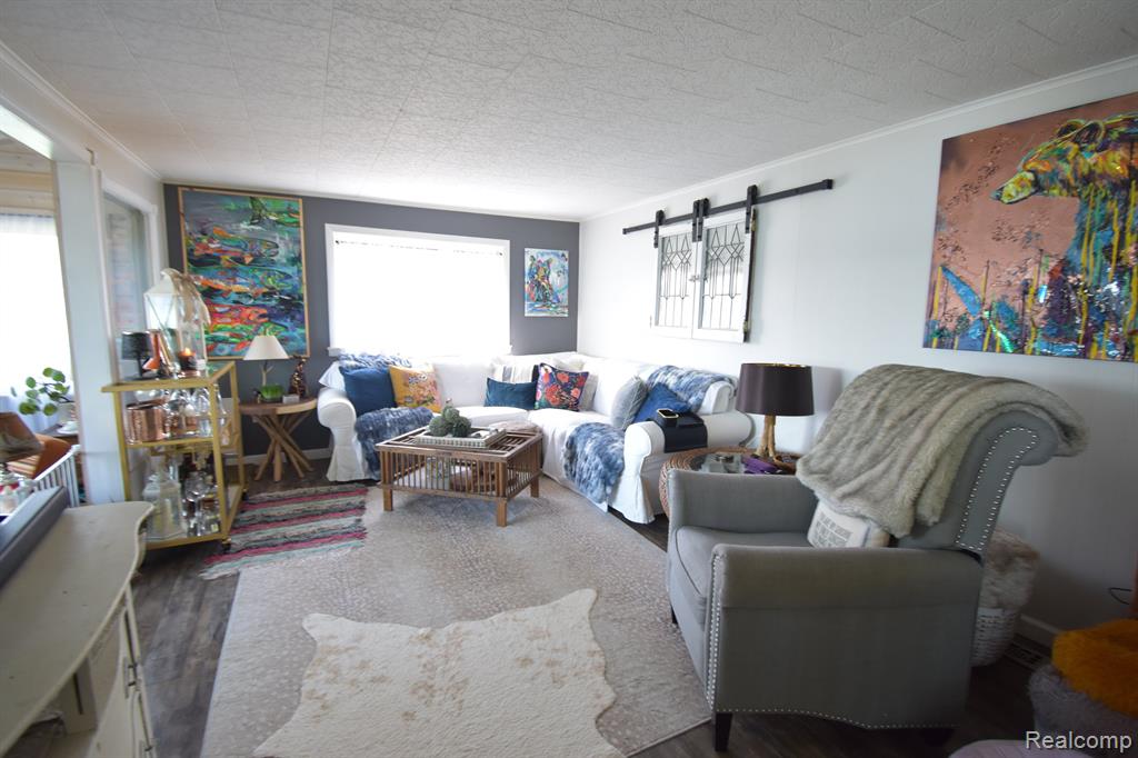 9624 WINSTON Road, Pinckney, MI 48169 — Photo 8
