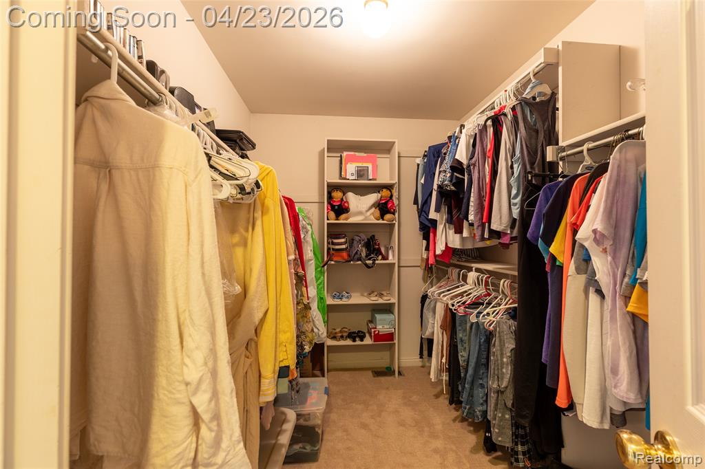 3915 Winslow Drive, Auburn Hills, MI 48326 — Photo 24