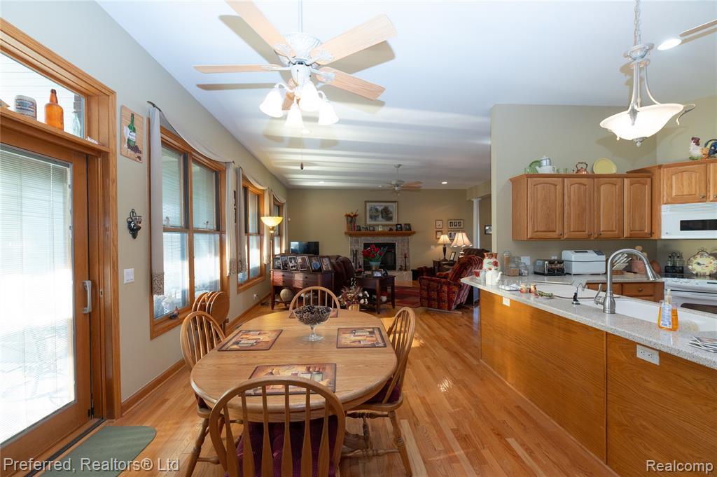 9769 Fawnwood Drive, Carleton, MI 48117 — Photo 8