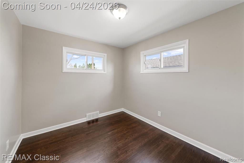 6647 Arcola Street, Garden City, MI — Photo 23
