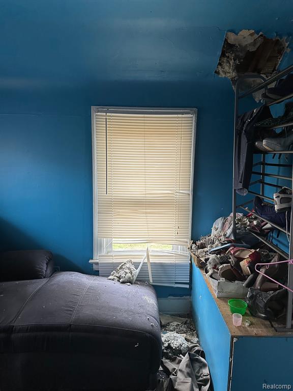 2715 S BEATRICE Street, Detroit, MI 48217 — Photo 23