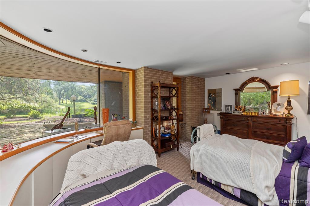 5035 Ponvalley Road, Bloomfield Hills, MI 48302 — Photo 41