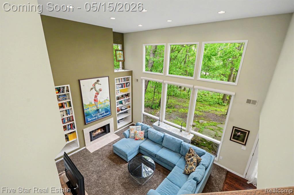 4689 Mirror Lake Drive, West Bloomfield, MI 48323 — Photo 24