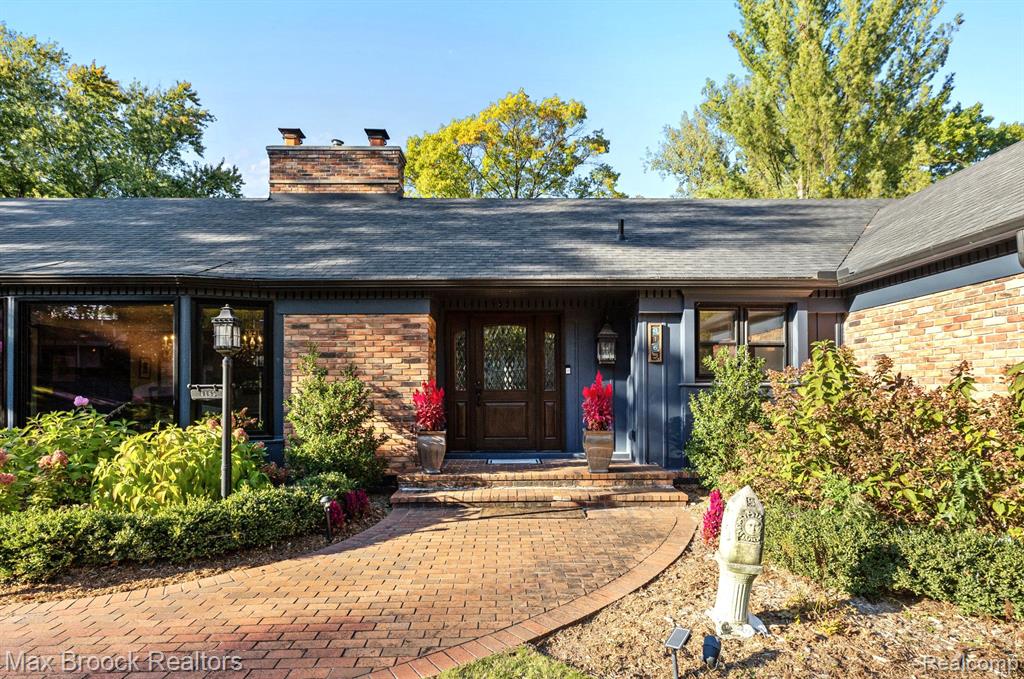 4165 NEARBROOK Road, Bloomfield Hills, MI 48302 — Photo 4