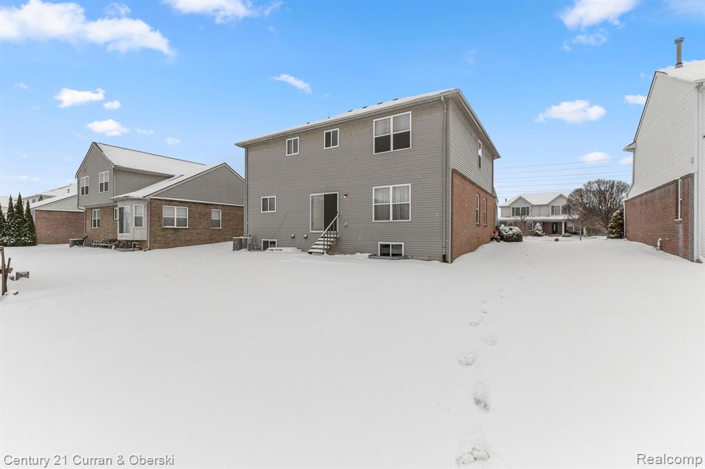 13765 COUNTRY WALK Boulevard, Belleville, MI 48111 — Photo 26