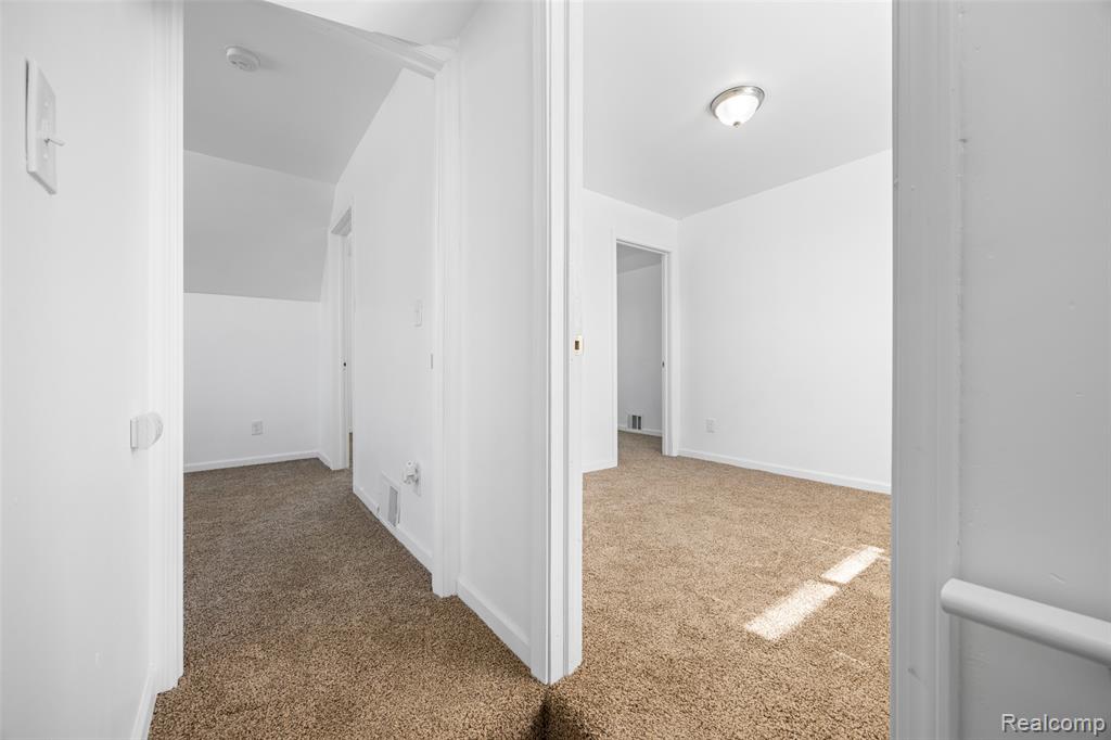 9150 Courville Street, Detroit, MI 48224 — Photo 19