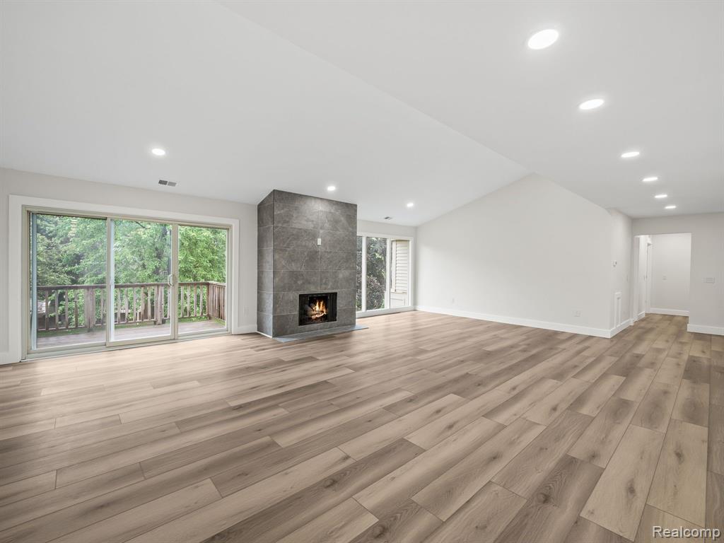 6943 Pebble Park Circle, West Bloomfield, MI — Photo 6