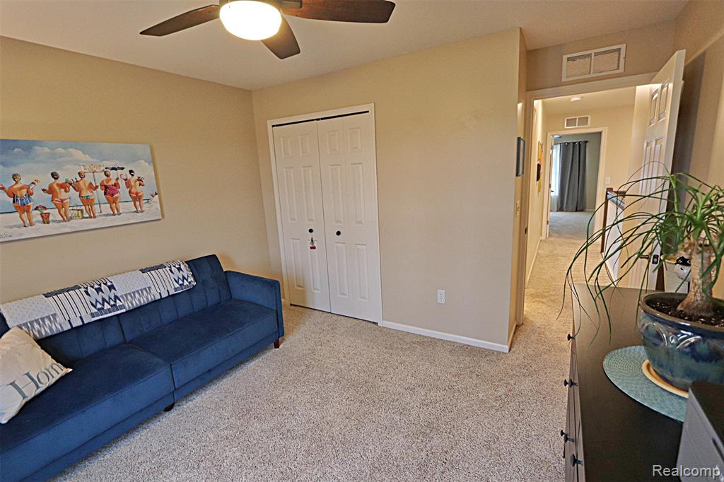 10139 Ridge Run Street, 9, Howell, MI 48855 — Photo 31