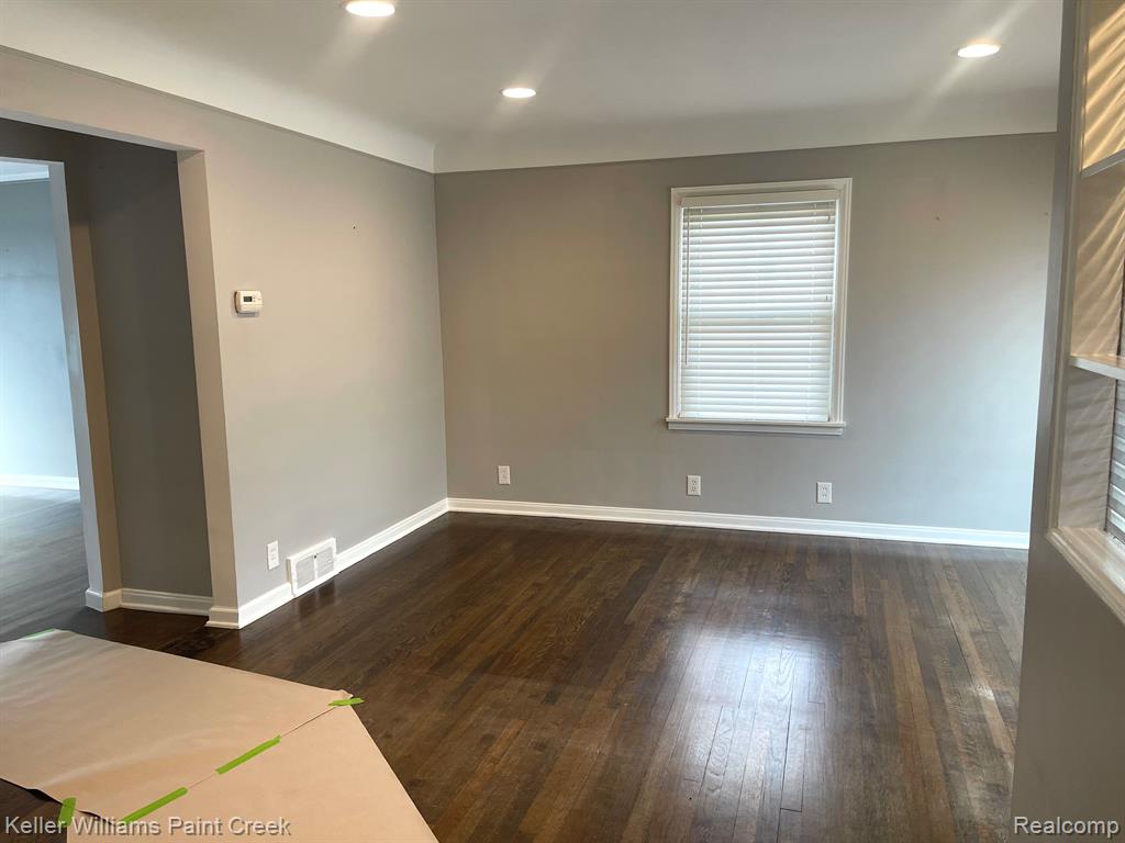 4103 GRANDVIEW Road, Royal Oak, MI 48073 — Photo 2