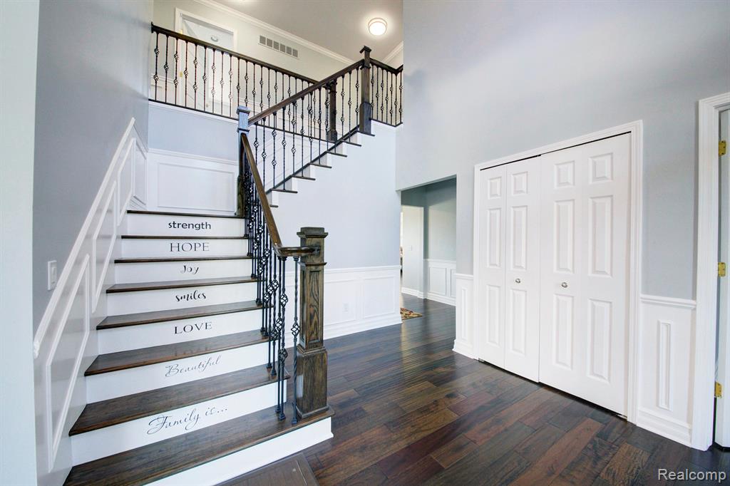 49169 Founders Court, Canton, MI 48187 — Photo 26