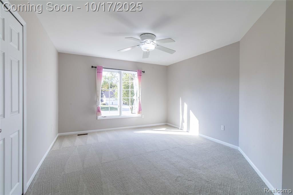 4070 Blue Heron Drive, Auburn Hills, MI 48326 — Photo 47