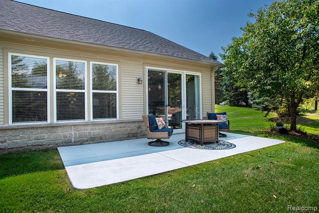 27900 Paradise Lane S, 1, Flat Rock, MI 48134 — Photo 39