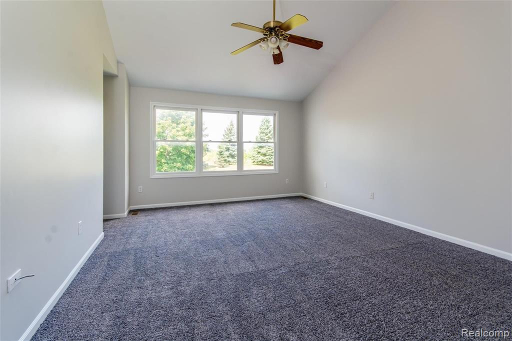 51334 W HILLS Drive, Plymouth, MI 48170 — Photo 17