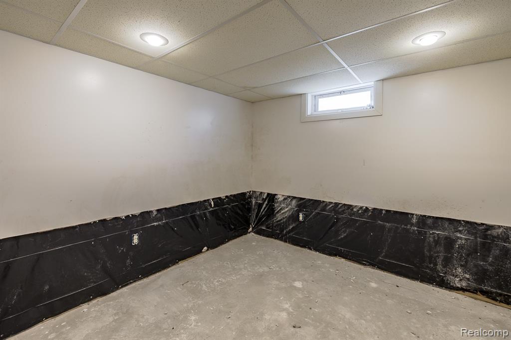 7283 Vanderploeg Lane, Imlay City, MI 48444 — Photo 26