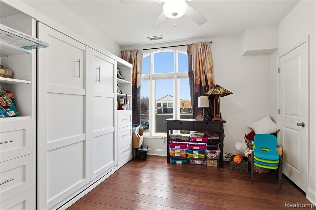 331 E Cady Street, Northville, MI, 48167