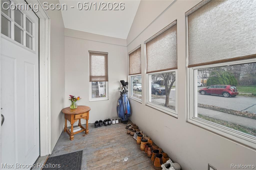 595 E Drayton Street, Ferndale, MI 48220 — Photo 3