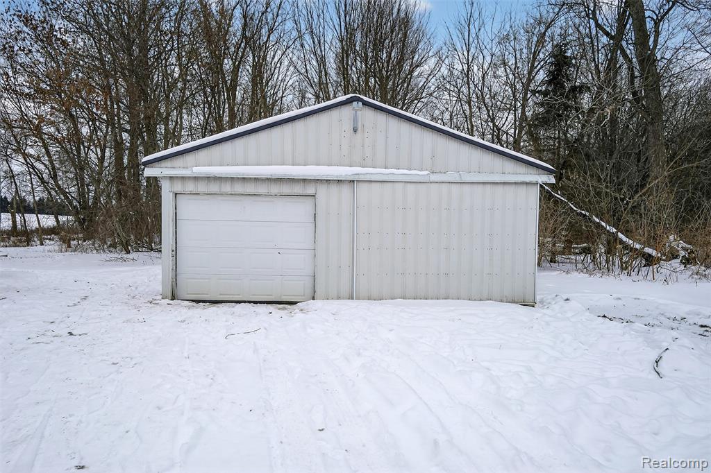 5417 Rensselear Drive, Lapeer, MI 48446 — Photo 41