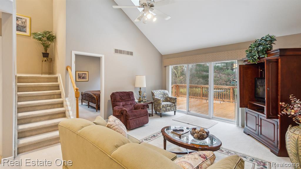 741 RED MAPLE Lane, Wixom, MI 48393 — Photo 2