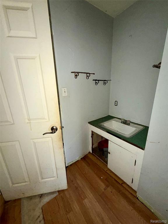 3233 W Home Avenue, Flint, MI 48504 — Photo 20
