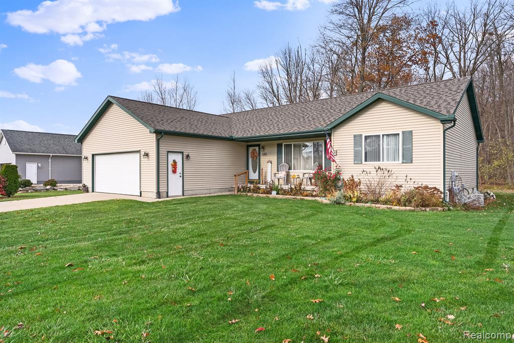 5392 WHEAT WAY Avenue, Swartz Creek, MI 48473 — Photo 3