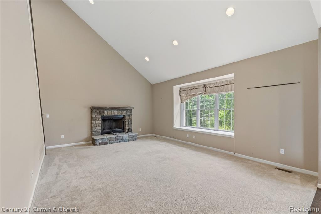 50738 Calvert Isle Drive, Novi, MI — Photo 21