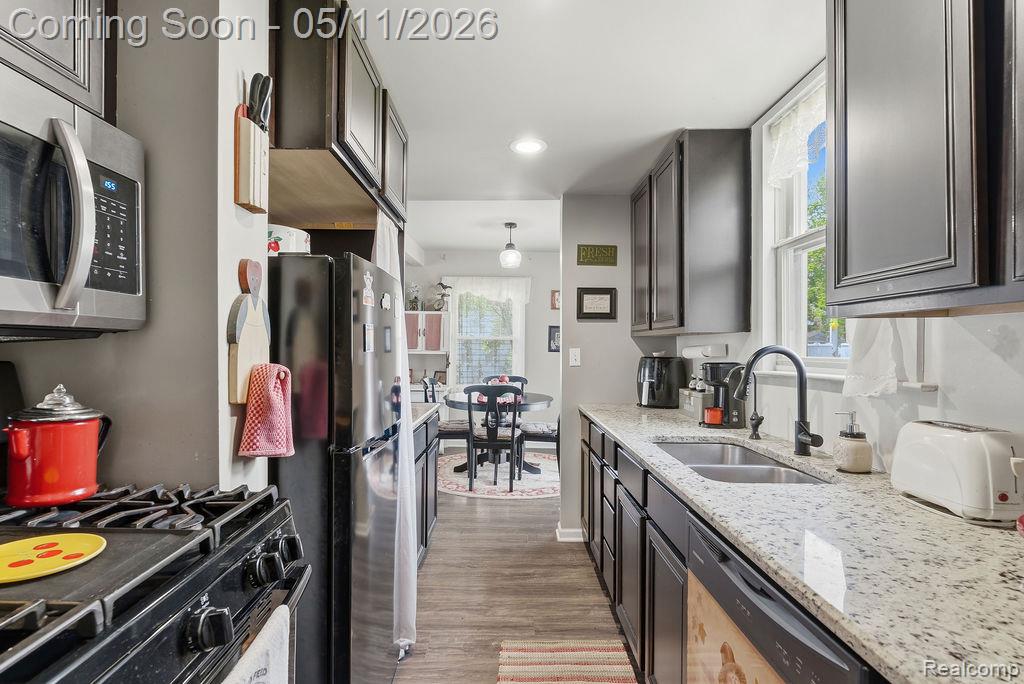 310 W Caroline Street, Fenton, MI 48430 — Photo 15