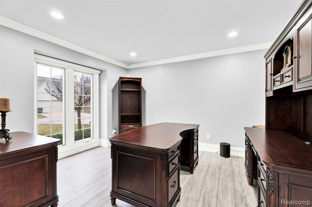 43576 INGLENOOK, Sterling Heights, MI 48314 — Photo 10