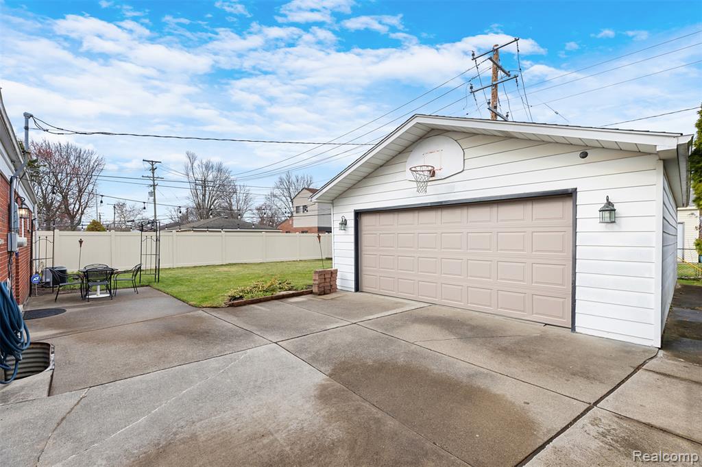 8731 N Hubbard Street, Westland, MI — Photo 29