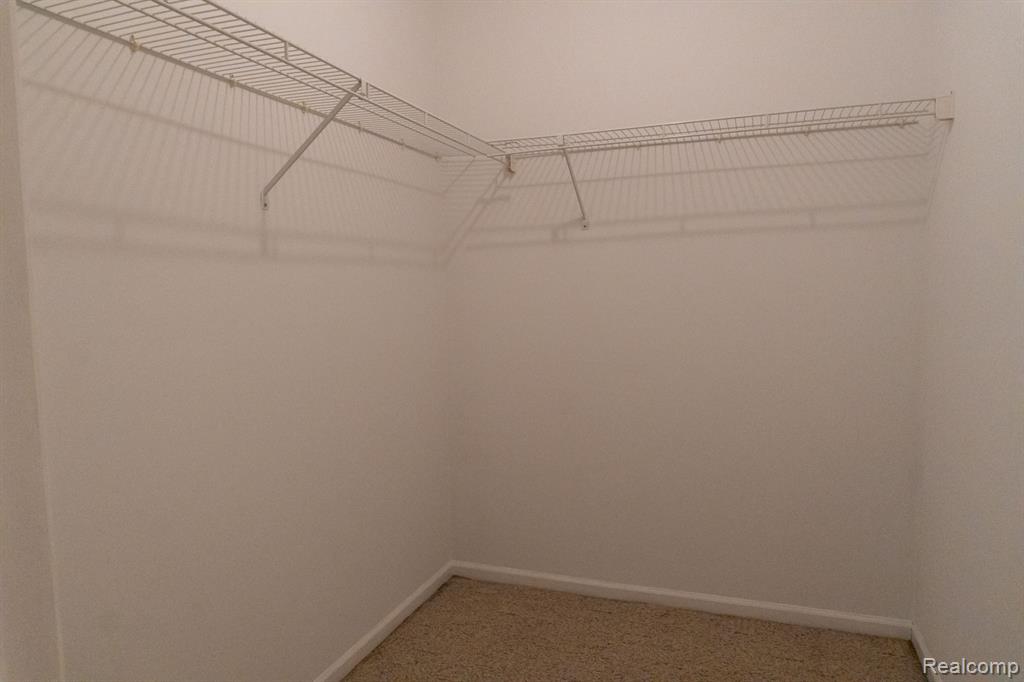 6851 TANGLE WOOD, Waterford, MI 48327 — Photo 21
