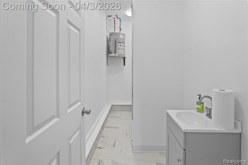 3051 Elmwood Drive, Fort Gratiot, MI 48059 — Photo 24