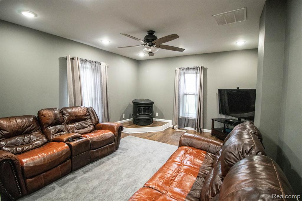 13672 Brennan Road, Chesaning, MI 48616 — Photo 13