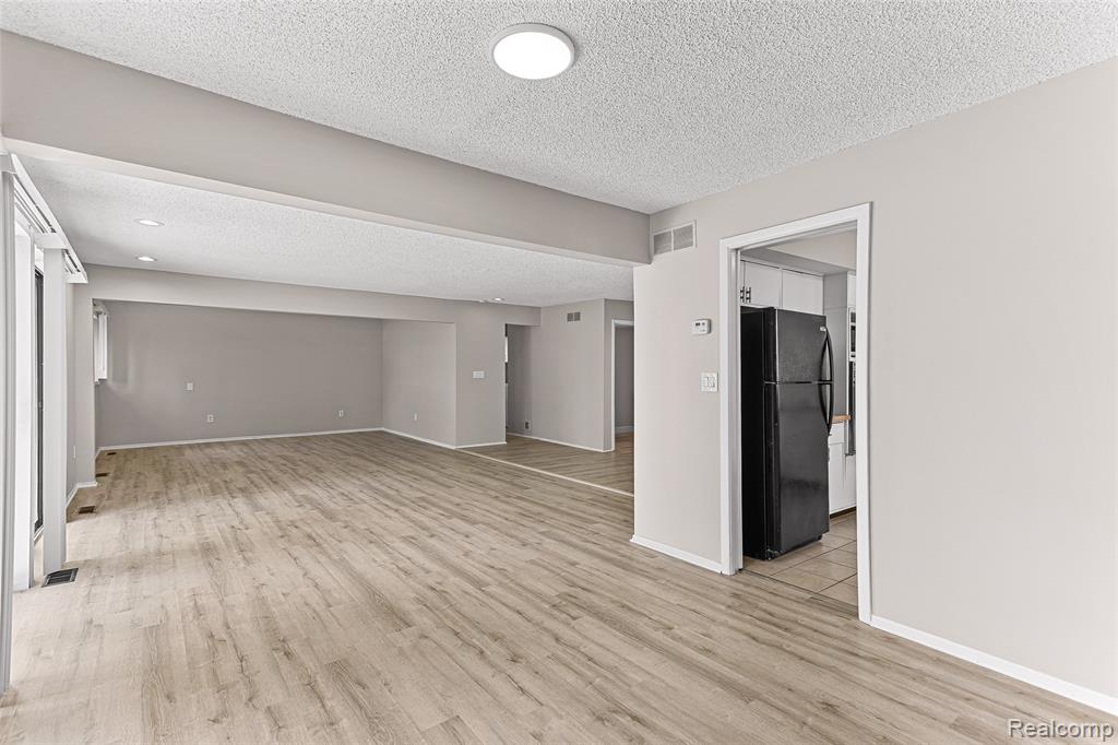 5317 Fairway Lane, West Bloomfield, MI 48323 — Photo 2