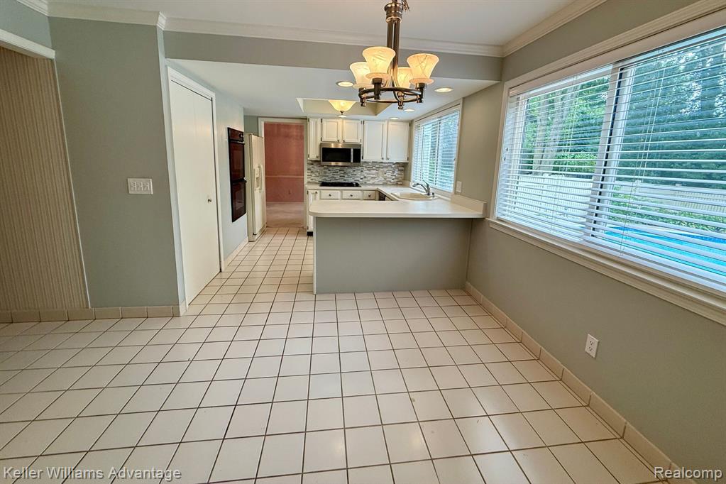 40795 Katie Drive, Novi, MI — Photo 14