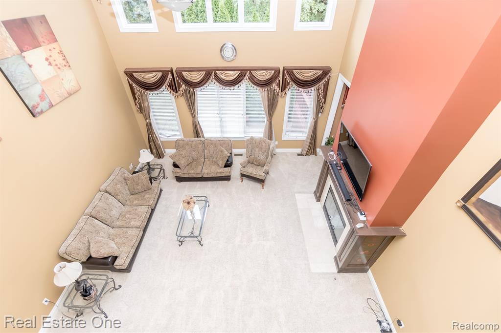 18090 Peninsula Way, Northville, MI 48168 — Photo 30
