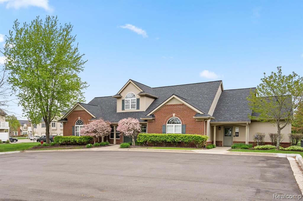 4130 Hampton Ridge Boulevard, 63, Howell, MI 48843 — Photo 29