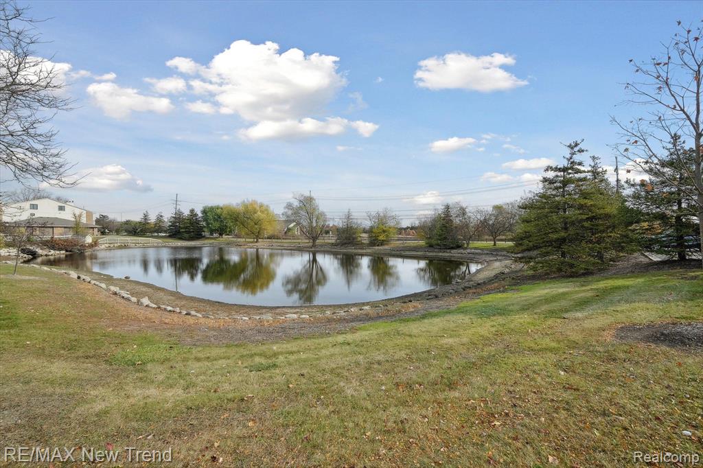6602 MAPLE LAKES Drive, West Bloomfield, MI — Photo 44