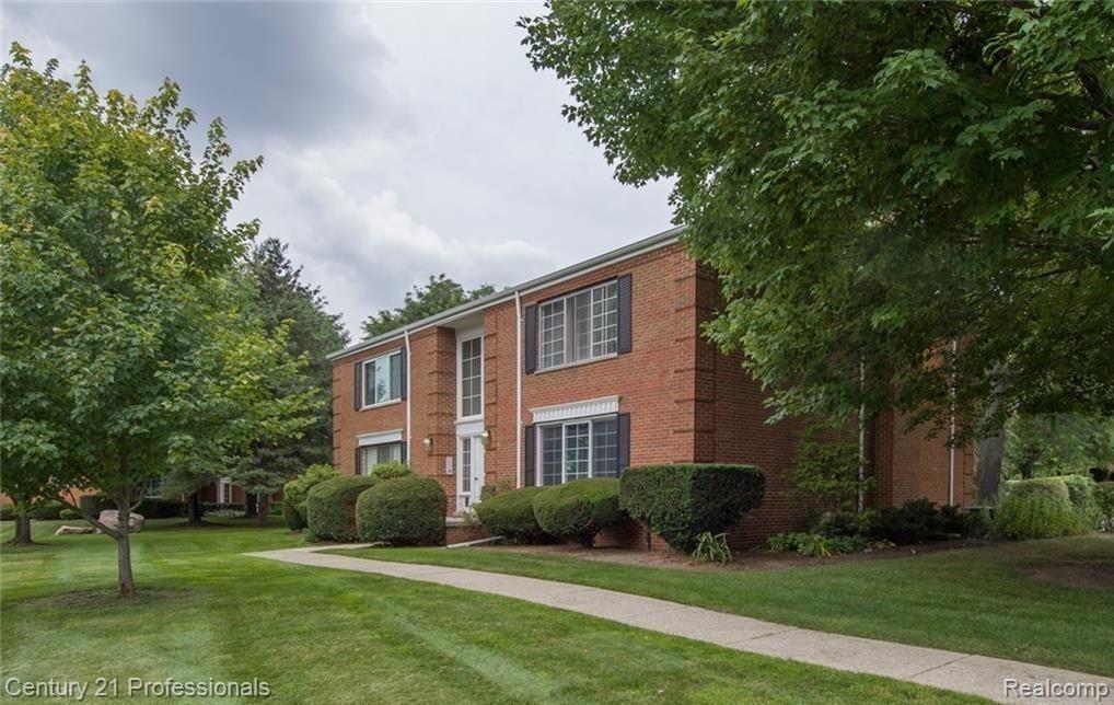 616 E Fox Hills Drive, Bloomfield Hills, MI 48304 — Photo 19
