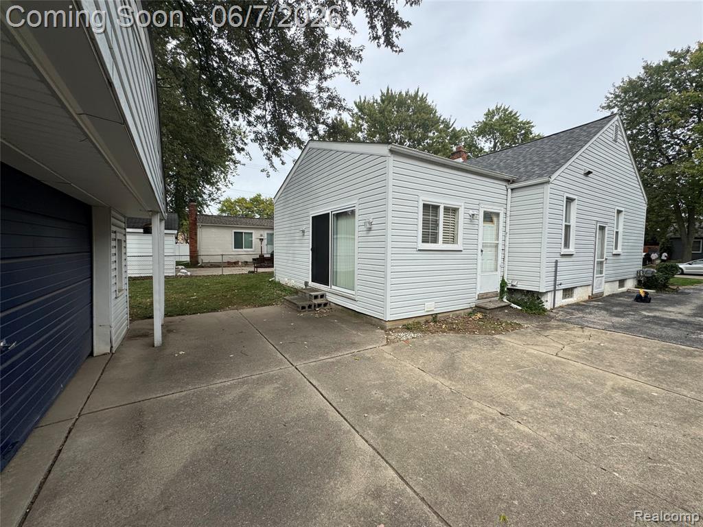 4235 Buckingham Avenue, Berkley, MI 48072 — Photo 3