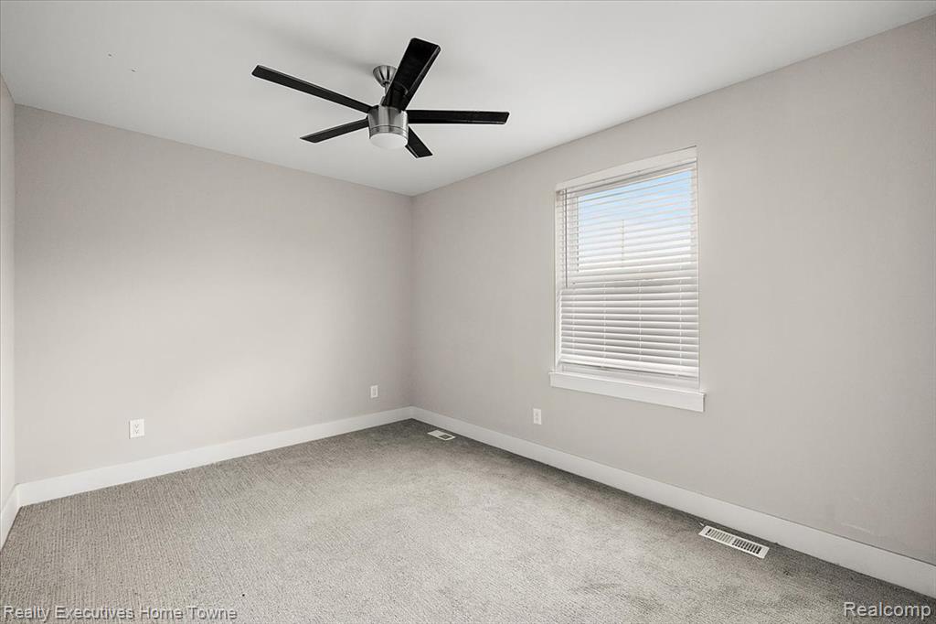 236 Erskine Street Erskine Street Unit 23, Detroit, MI 48201 — Photo 25