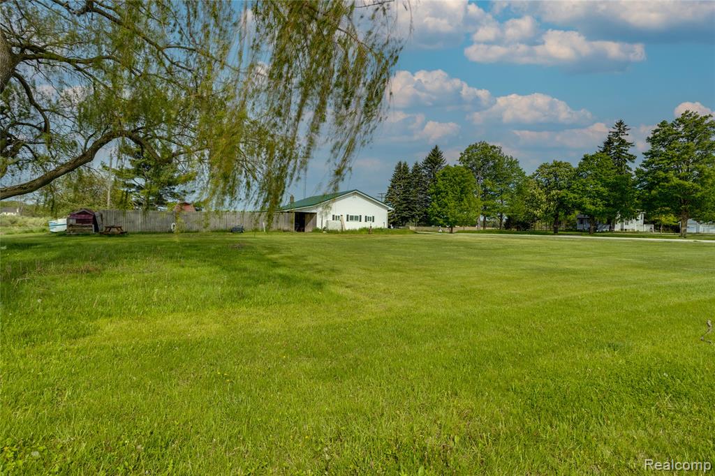 6373 Norman Road, Grant, MI 48032 — Photo 18