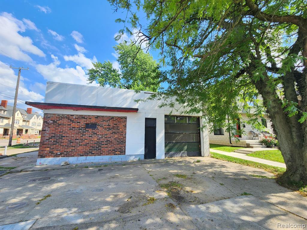 8041 John R Street, Detroit, MI 48202 — Photo 12