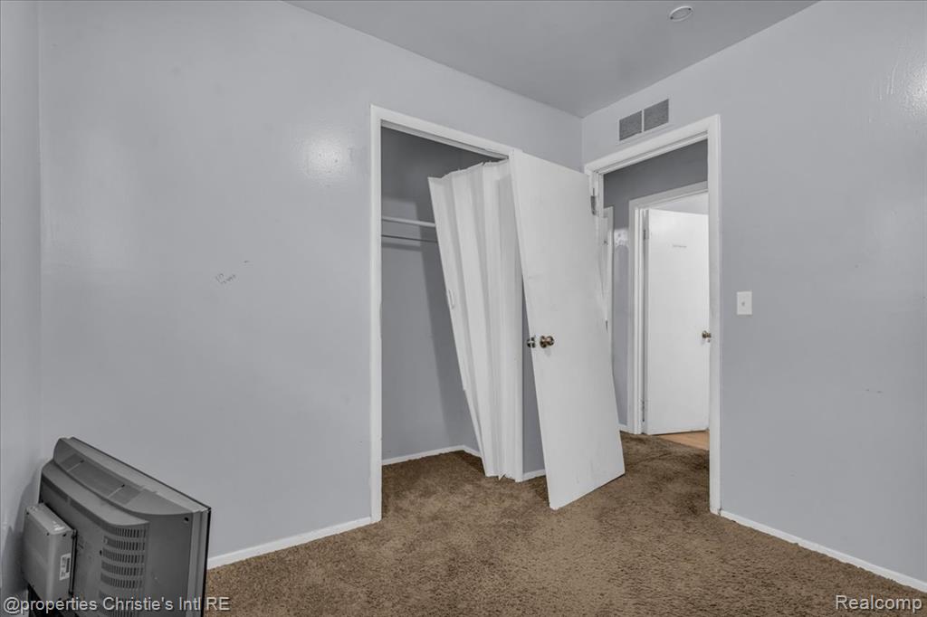 12900 Stahelin Avenue, Detroit, MI 48223 — Photo 13