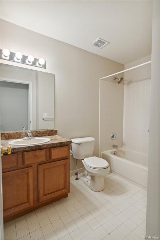 16871 DOVER Drive, Northville, MI 48168 — Photo 13