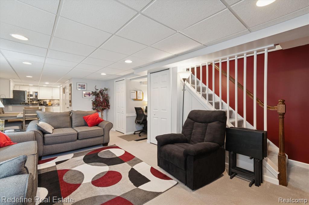 50340 Helfer Boulevard, Wixom, MI 48393 — Photo 17