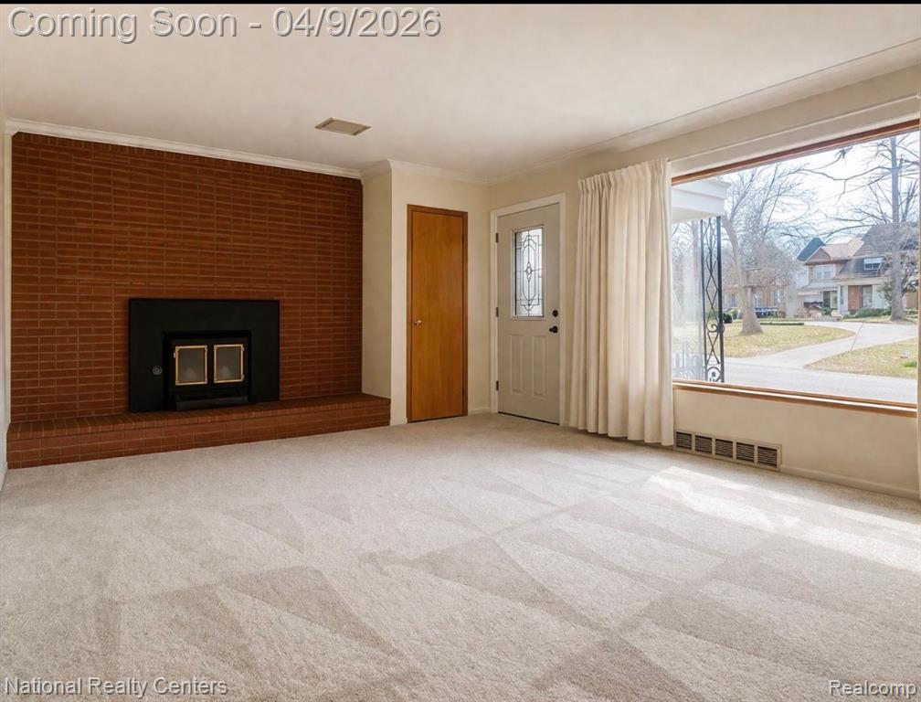 7010 Locklin Street, West Bloomfield, MI 48324 — Photo 8