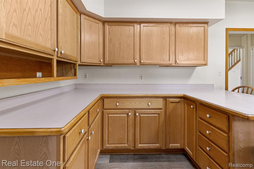 447 E JACKSON Street E, Lake Orion, MI 48362 — Photo 17