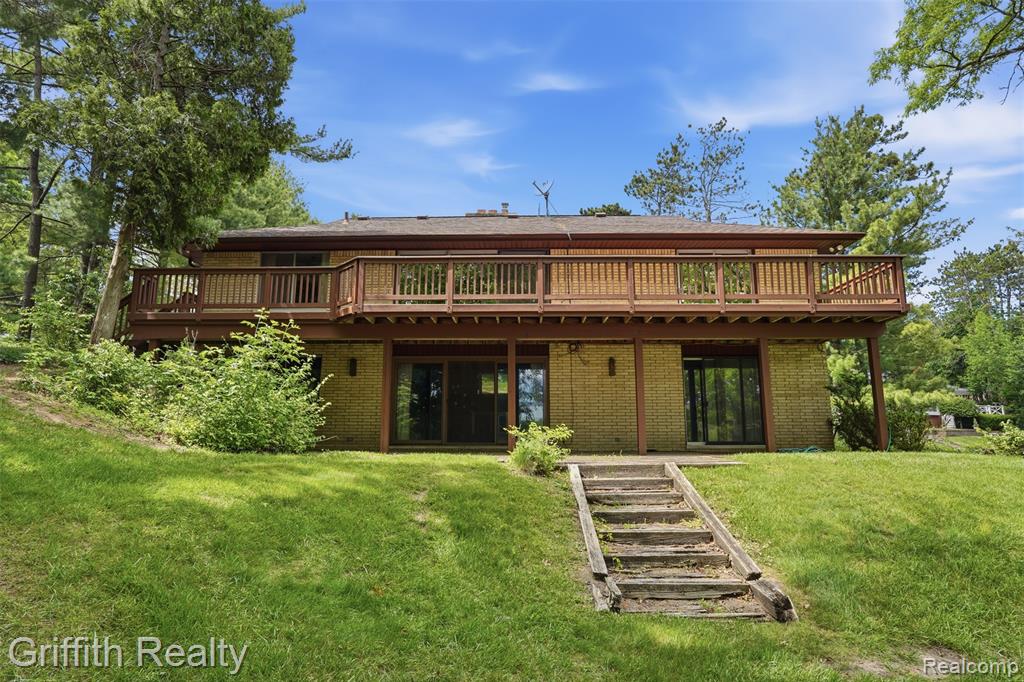 10646 Kenicott Trail, Brighton, MI 48114 — Photo 34