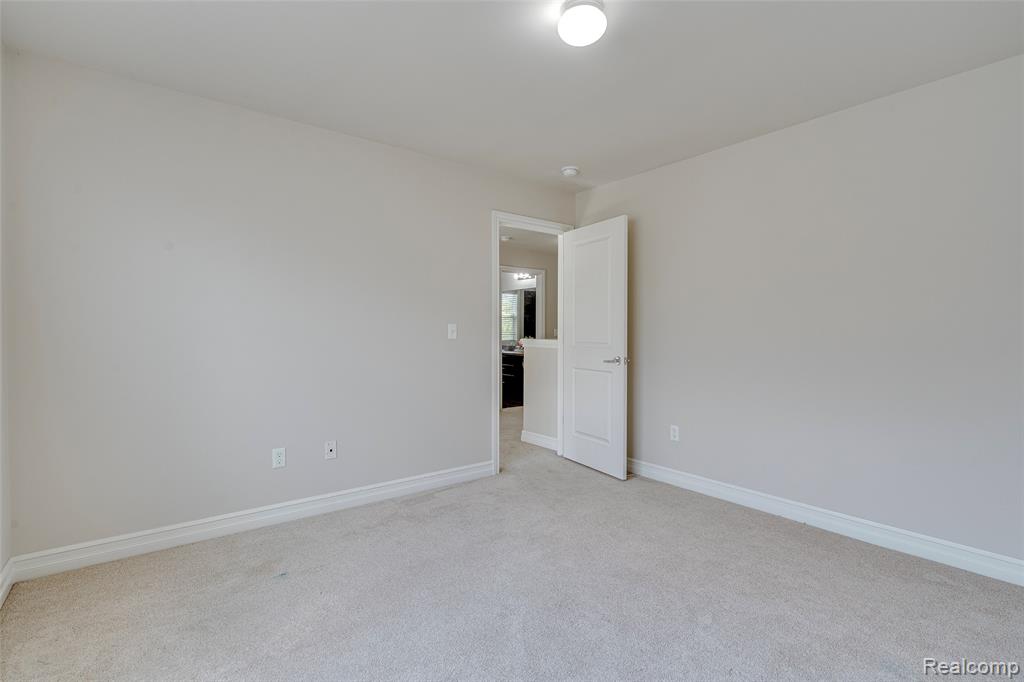 4119 Stonington Drive, Troy, MI 48085 — Photo 58